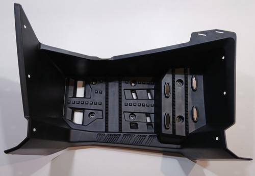 Пластик подножка водителя левая Квадроцикл Avantis Forester Long 200 (Mikilon Hammer, Gladiator)