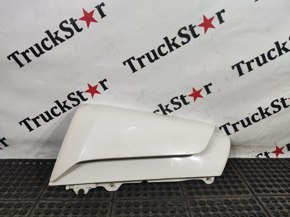 Дефлектор капота правый 2023г