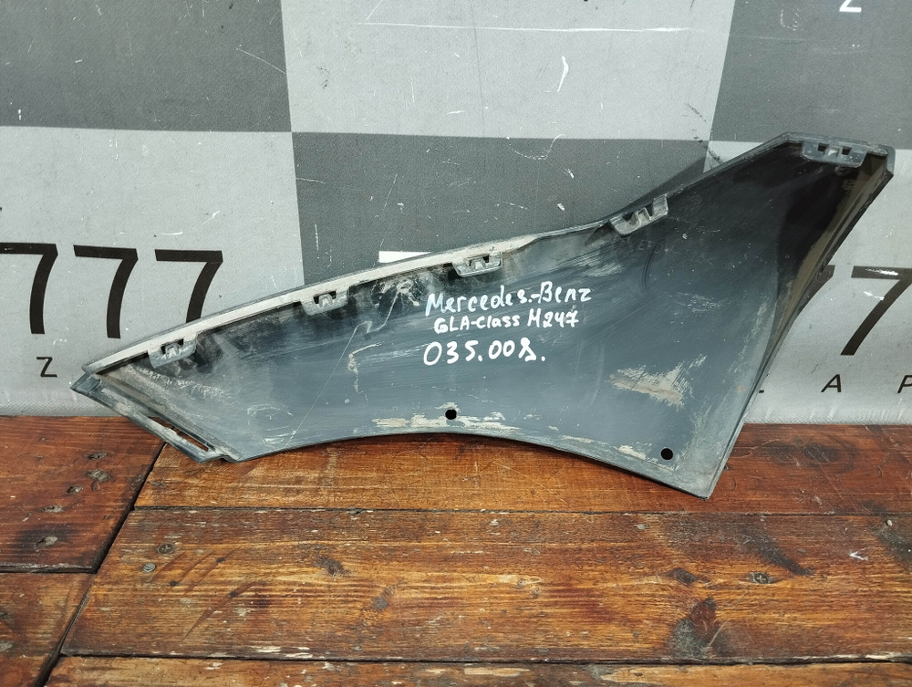 Накладка переднего бампера Mercedes GLA (H247) 20-нв Б/У Оригинал A2478850604