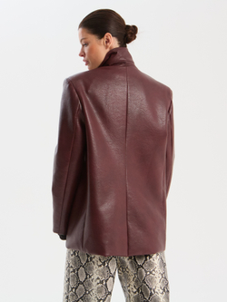 Полупальто из экокожи