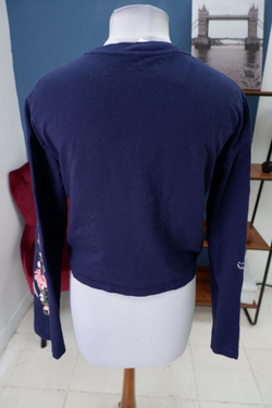 Джемпер с вышивкой 42 размер