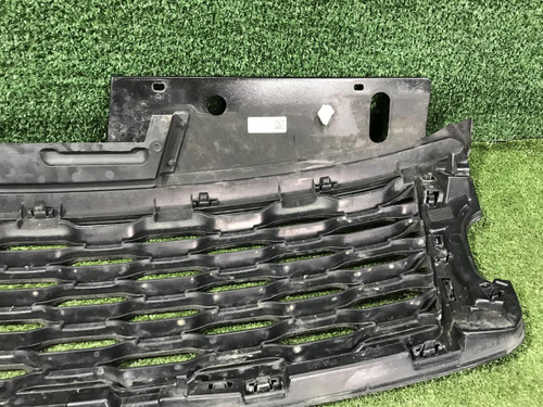 Решетка радиатора Range Rover Vogue 4 L405 (17-22)