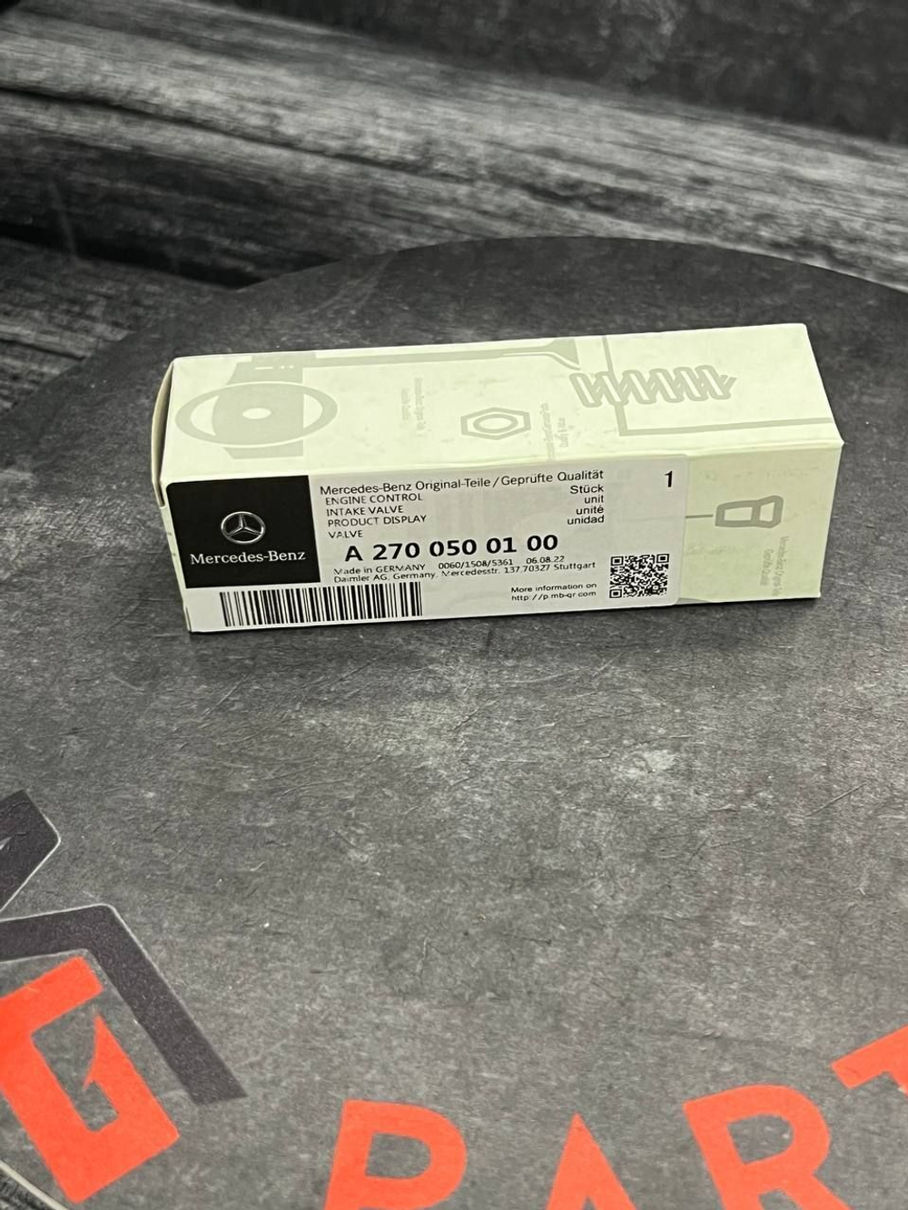 Клапан выпускной Mercedes-Benz A2700500100