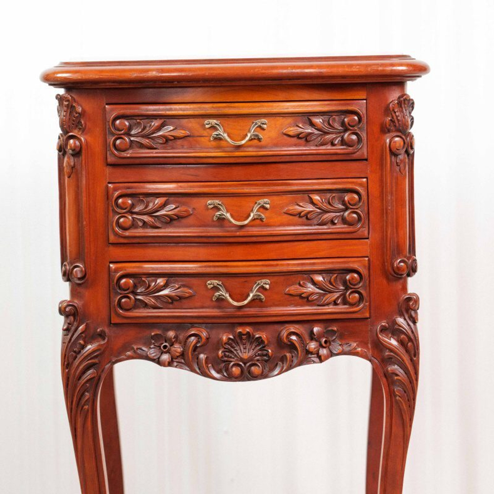 Комод в стиле Людовика XV