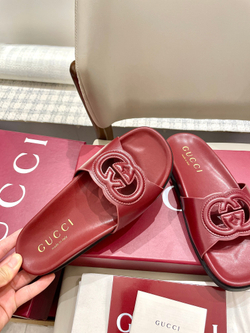 Gucci GG Slide Sandal