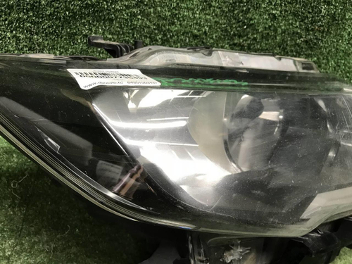 Битая Фара правая Nissan X-Trail T32 17-22 галоген
