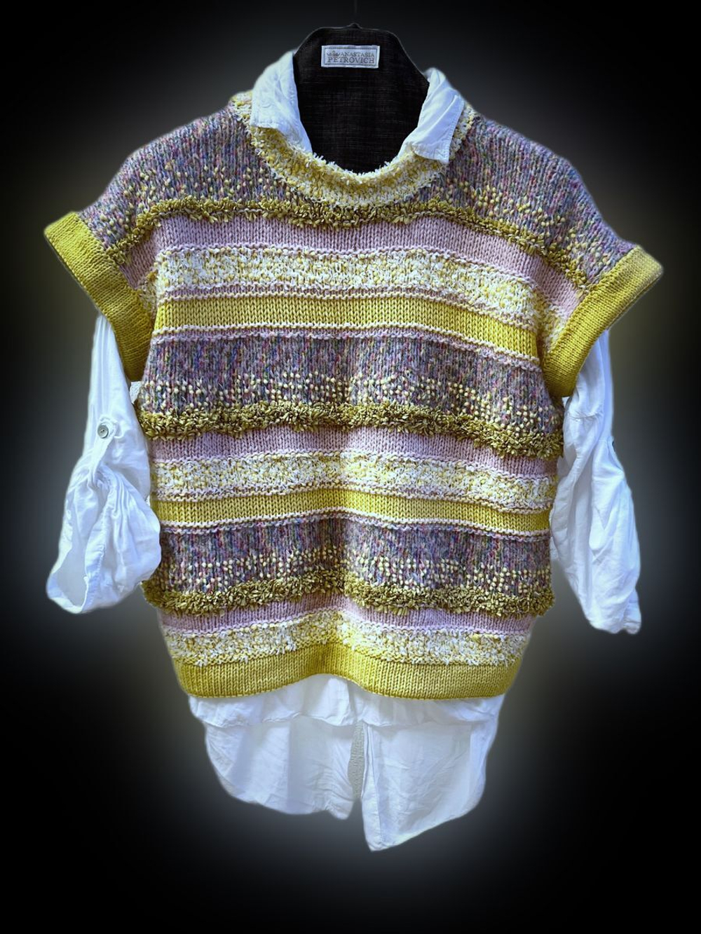 Вязаный жилет оверсайз Мимоза шишибрики