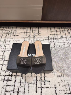 Chanel Slide (3 colors)