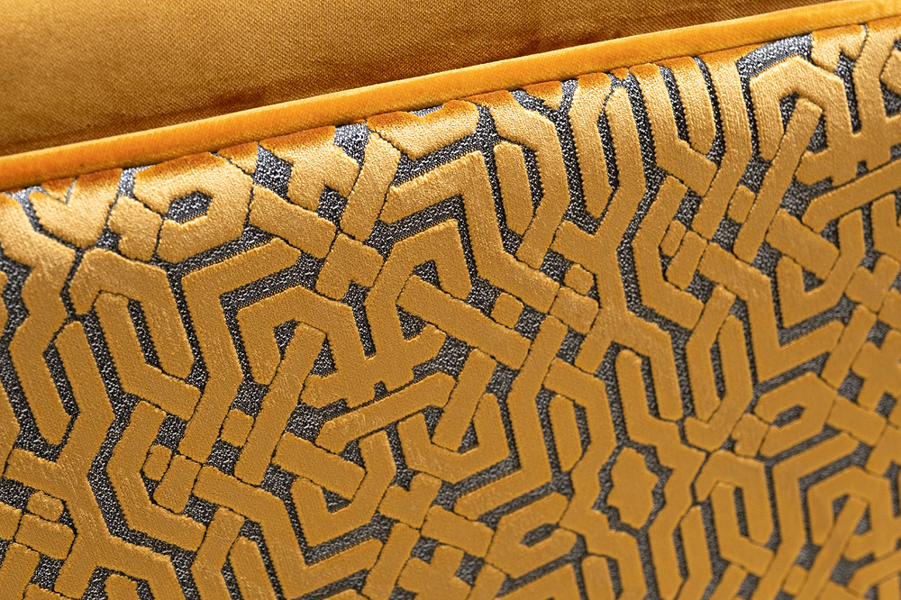 Диван трехместный Garda Decor Trevi 230М оранжевый вельвет с кантом механизм пума