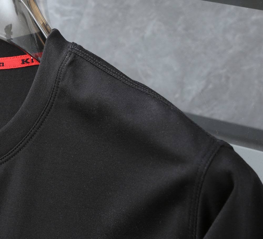 Футболка Kiton
