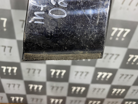 Накладка двери задней левой Infiniti M / Q70 (Y51)  Б/У Оригинал 822d31ma0a