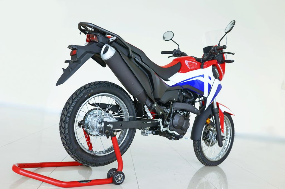 Мотоцикл Honda CRF190 L триколор
