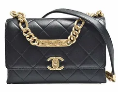 Сумка с клапаном на цепочке Chanel черный
