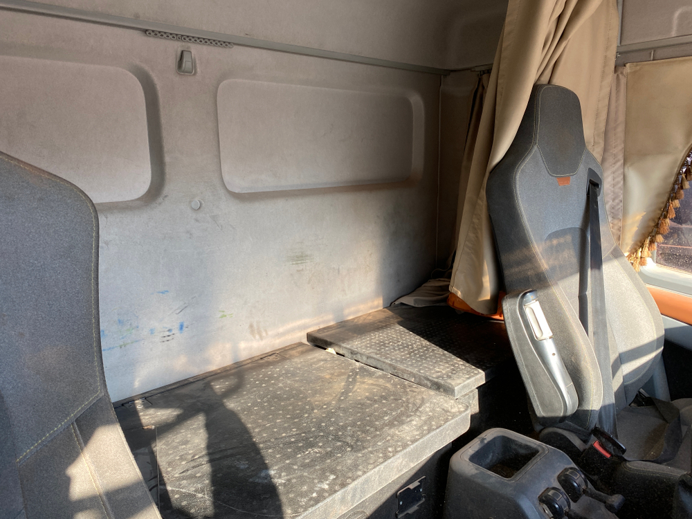 Shacman (Shaanxi) SX* 8x4 Самосвал SX331863366 (Дизельный, 12,5 л, 551 л.с., МТ)
