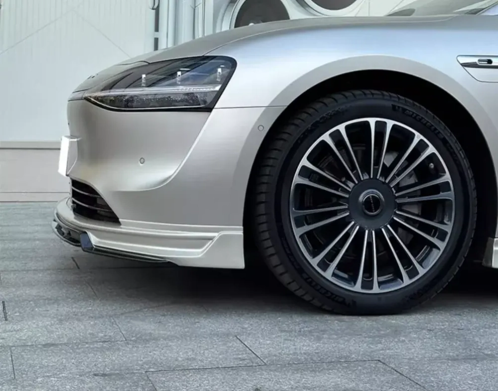 Обвес Stelato S9 2024+ диффузор боковые юбки губа переднего бампера