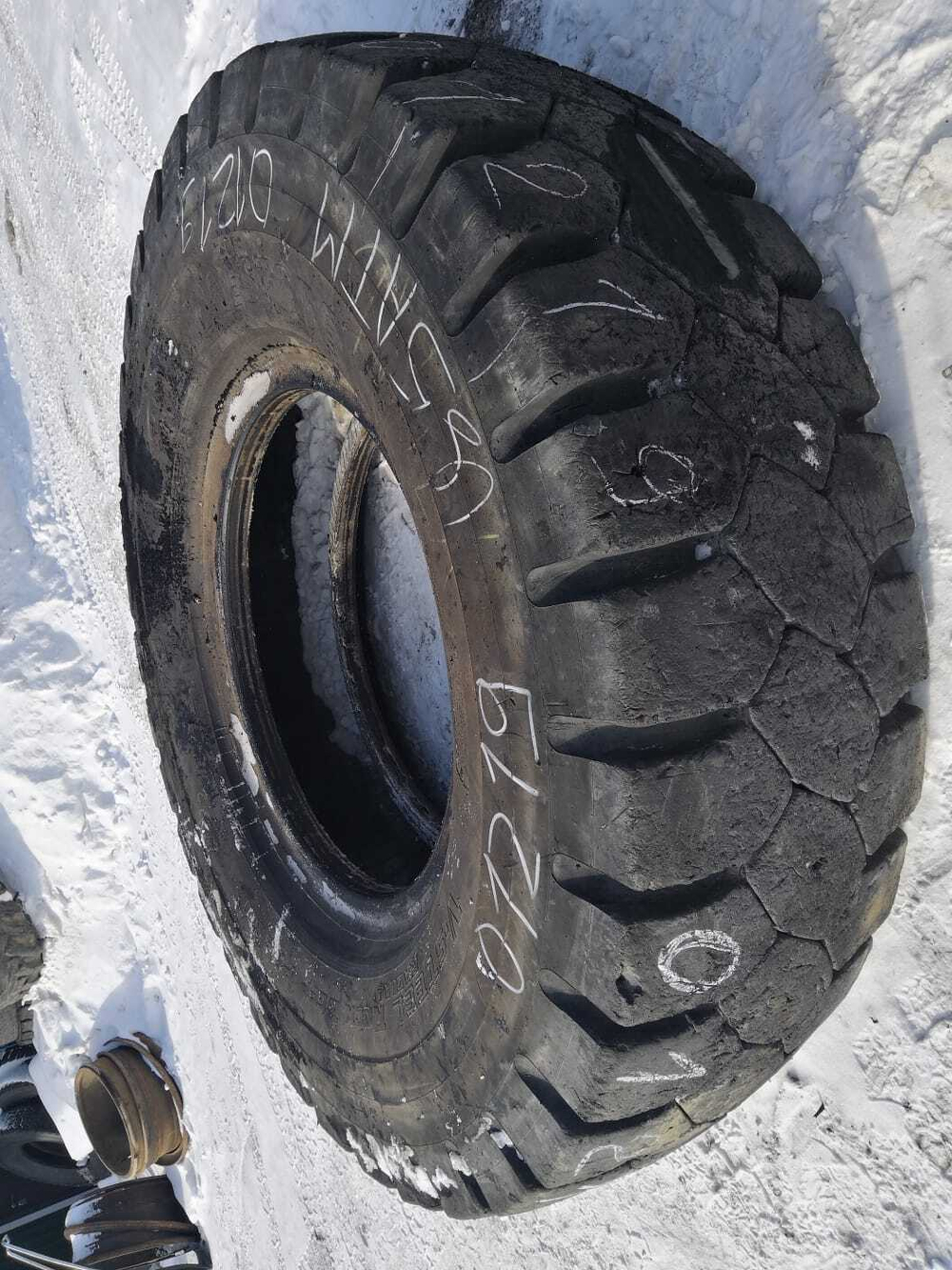 27.00R49 Bridgestone VRDP шина б/у