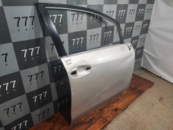 Дверь передняя правая Toyota Verso 09-18 Б/У Оригинал 670010F020