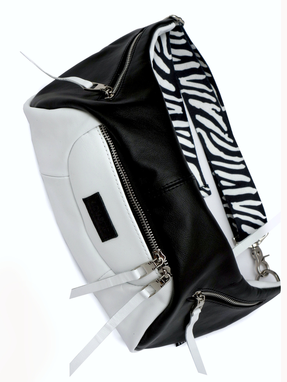 Сумка на пояс кожаная