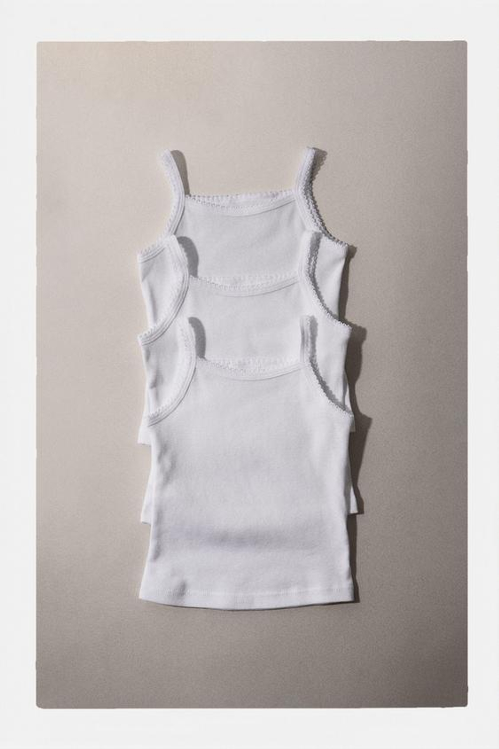 ZARA НАБОР ИЗ ТРЕХ ТОПОВ, БЕЛЫЙ