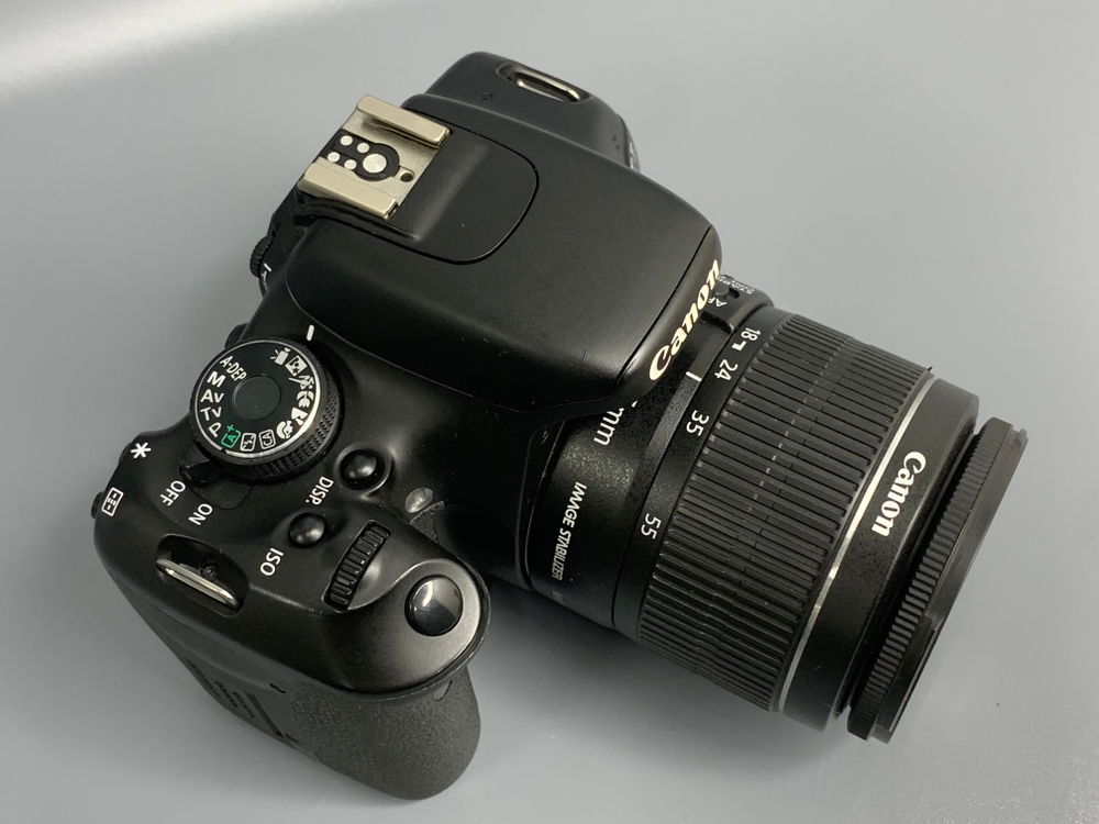 Canon 600D kit 18-55mm IS II 34.500 кадров