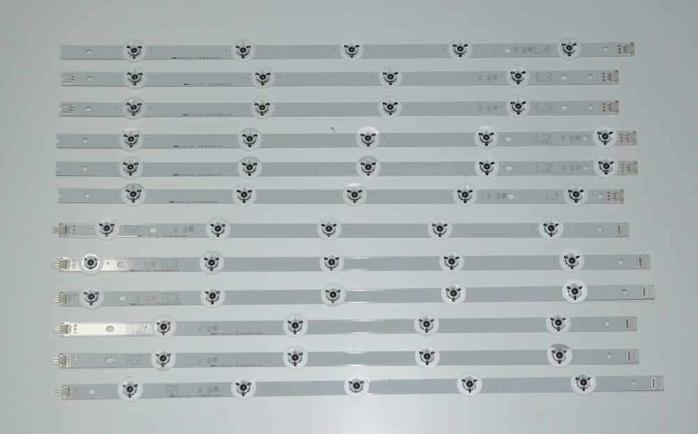 50" V14 sDRT REV0.9 6 L1 R1 L2 R2 L3 R3 L4 R4 Type 6916L - 2140A 2141A 2142A 2143A 2144A 2145A 2146A 2447A