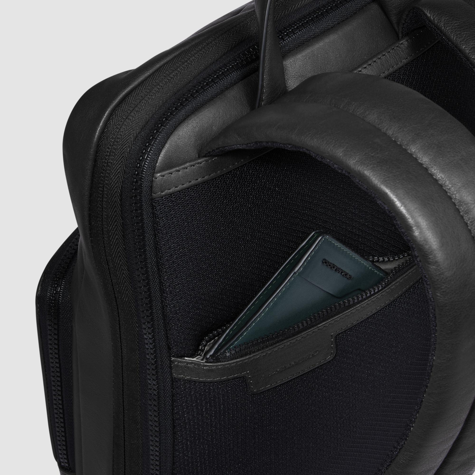 Рюкзак для ноутбука 14" Harper CA6311AP/Nero