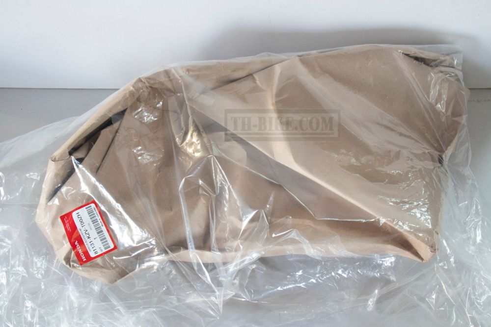 81131-KZV-T00ZH. SHIELD, R. LEG. Honda SUPER CUB110 Dream110 NBC110 (JA10-100xxxx)