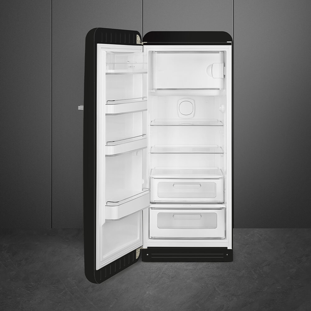 Холодильник однокамерный с морозилкой Smeg FAB28LBL5 внутри