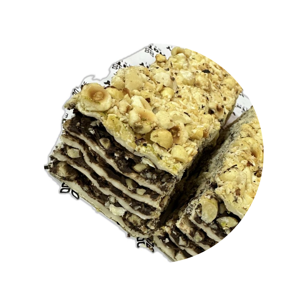 34. Белый рахат-лукум (Султан), горькое пралине, фундук с ореховой глазурью (FINDIKLI  PASTA), Hatay market