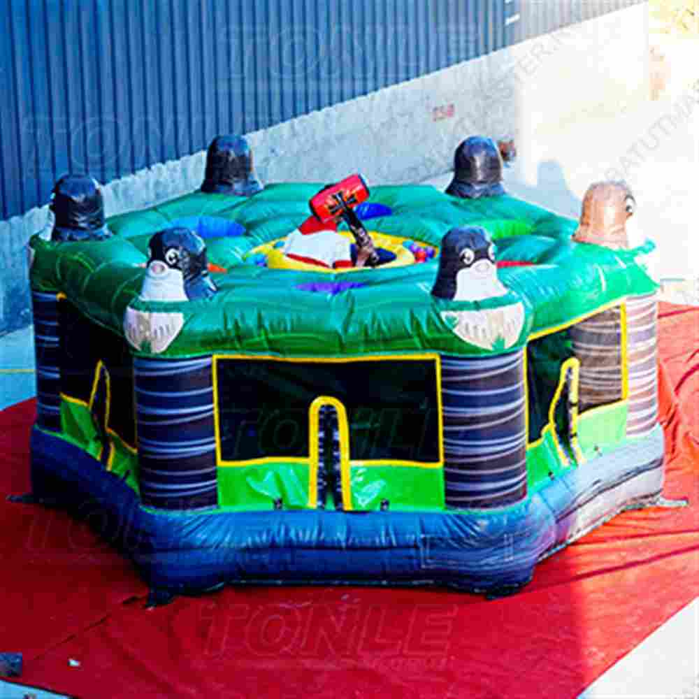 Надувная командная игра "Поймай крота" 4,3*4,3*1,8м