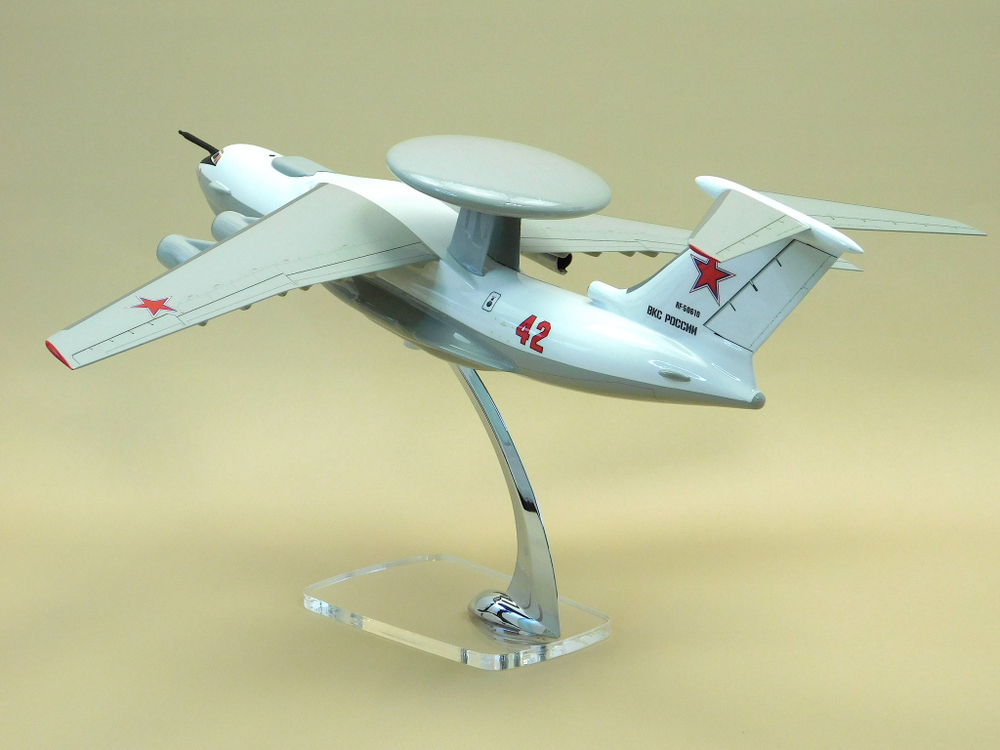 Модель самолета А-50 (М1:100, ВКС России, RF-50610,42 )