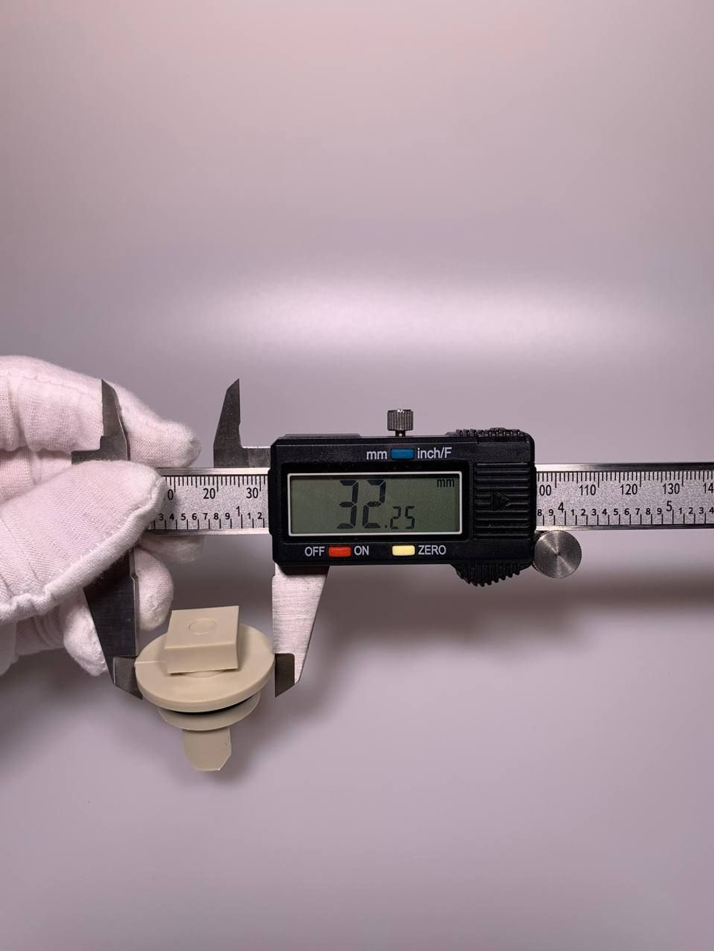 Втулка шнека мясорубки - три (3) шт, в зубцами