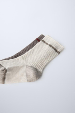 ZARA НАБОР ИЗ ДВУХ ПАР КОМБИНИРОВАННЫХ НОСКОВ, ПЕСОЧНЫЙ