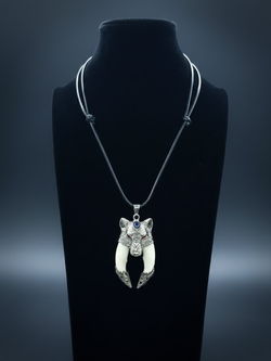 Защитный магический кулон амулет с настоящими Клыками Волка