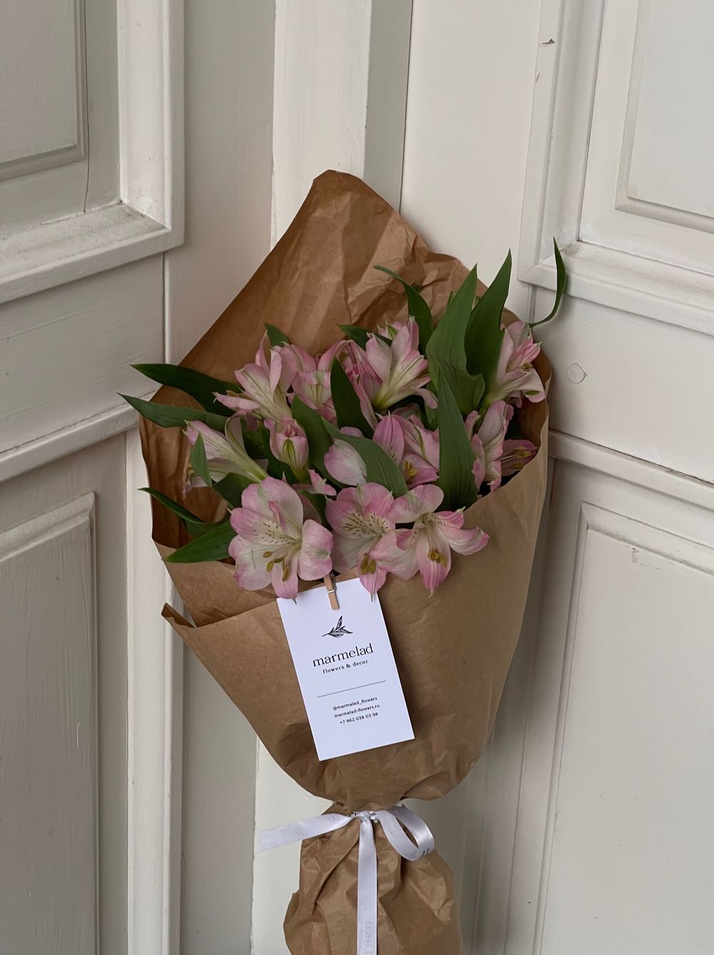 Букет из альстромерии