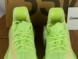 Yееzy Boost 350 v2 Glow