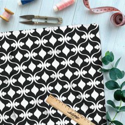 Ткань габардин чёрно-белые крести и пики