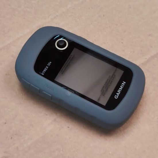 Чехол для Garmin eTrex силиконовый бампер (Серый)