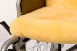 Накидка на инвалидное кресло