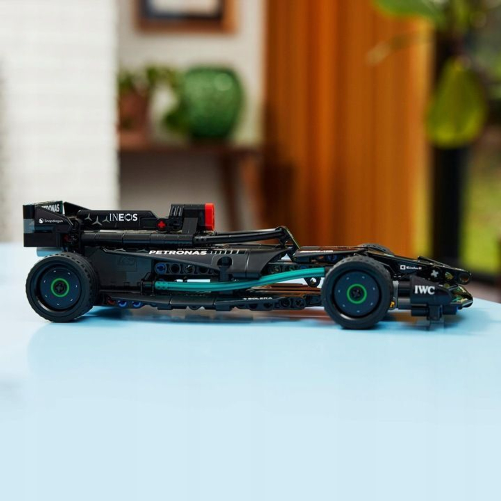 Lego mercedes petronas new arrivals