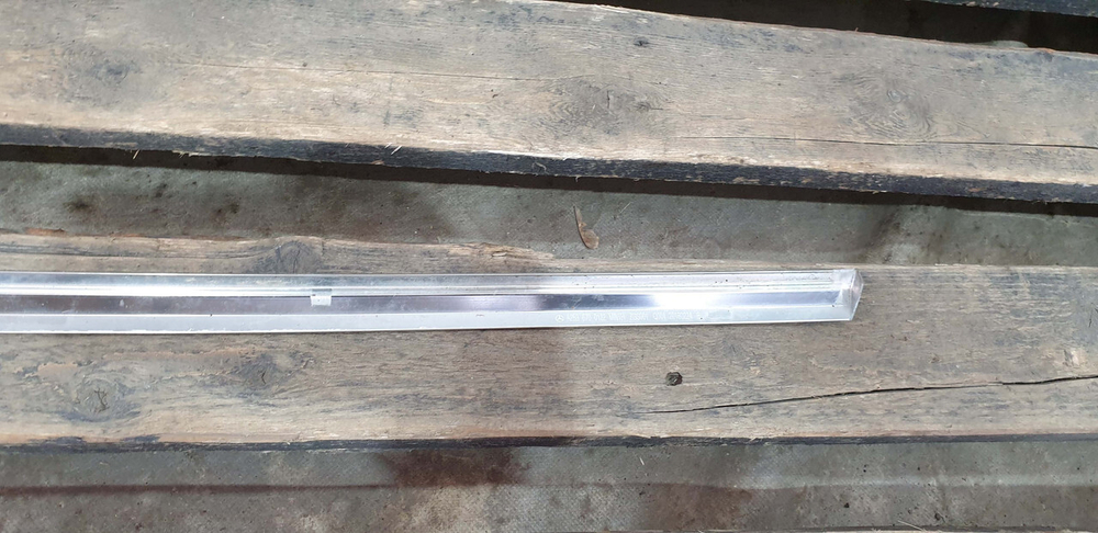 Накладка стекла заднего левого Mercedes GLC (X253) 15-нв Б/У Оригинал A2536700122