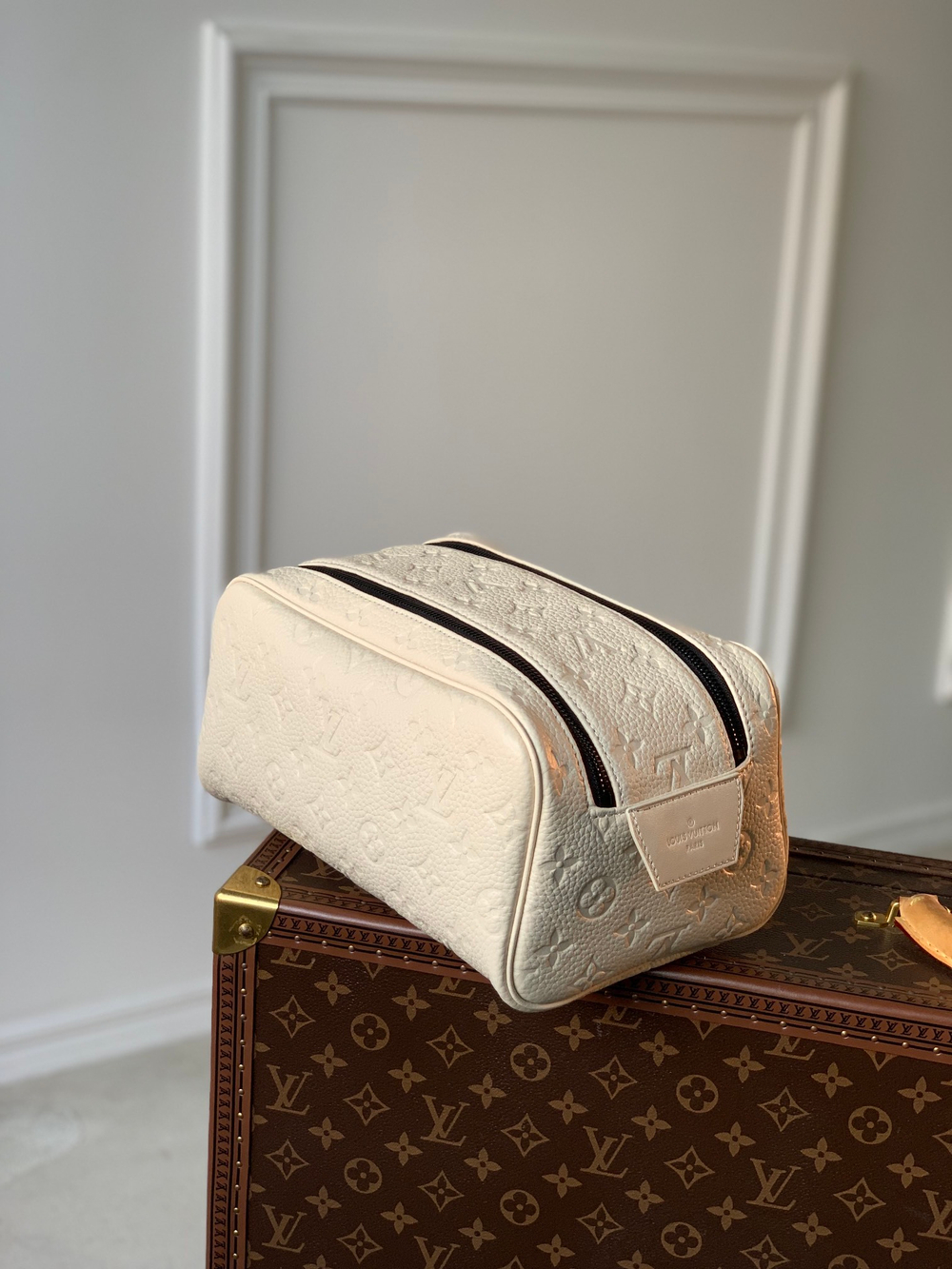 Louis Vuitton Dopp Kit Toilet Pouch