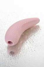Вакуумно-волновой стимулятор Satisfyer Curvy 2+ с возможностью управления через приложение розовый