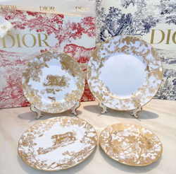 Набор тарелок Dior