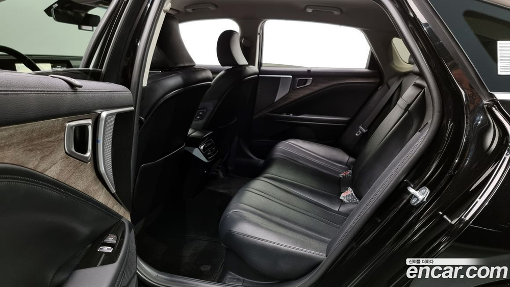 Kia K8 Hybrid Noblesse (01.2022)
