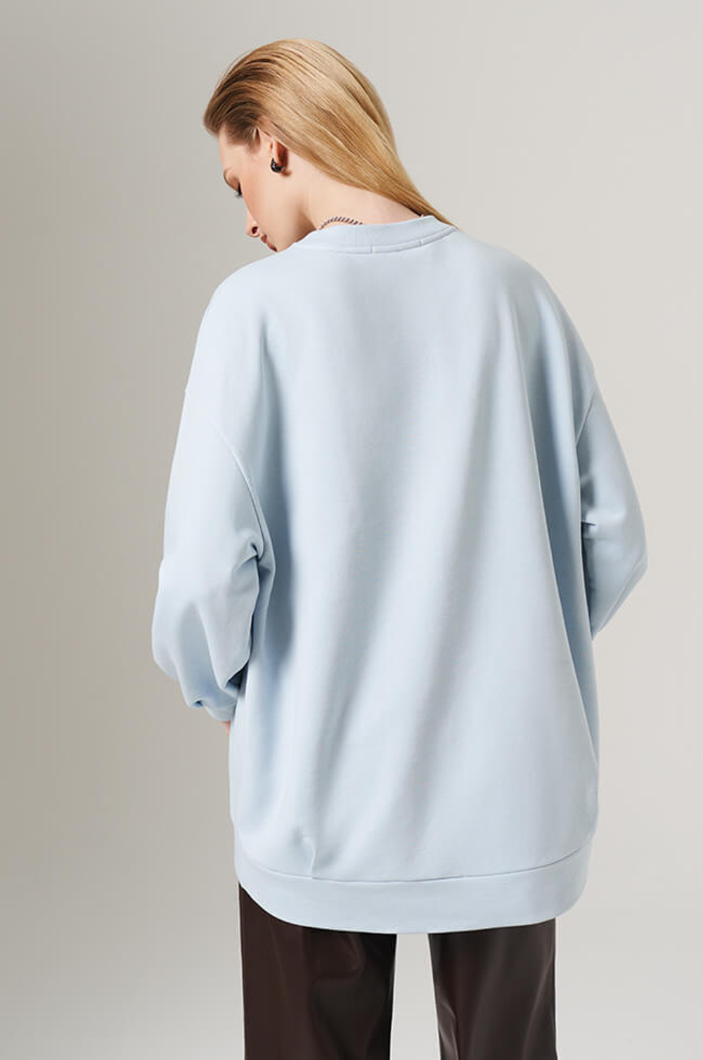 23148 Свитшот женский (голубой)