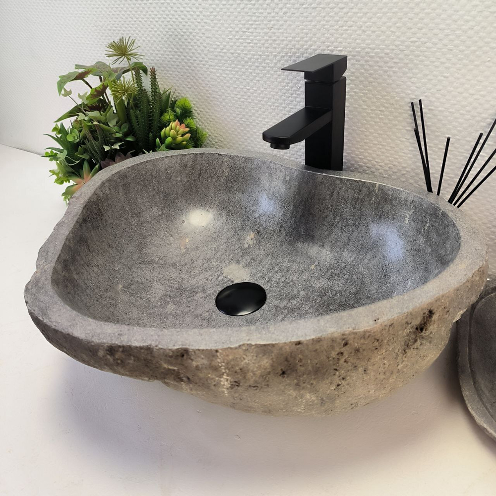 Раковина из речного камня RS-64137 (52*43*16) 0123