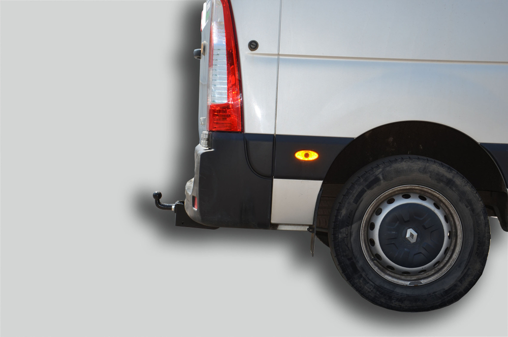 Фаркоп(прицепное) Лидер-Плюс для RENAULT MASTER (фургон) 2010 - ... г. в.(паспорт и сертификат в комплекте)(без электрики)R121-FC