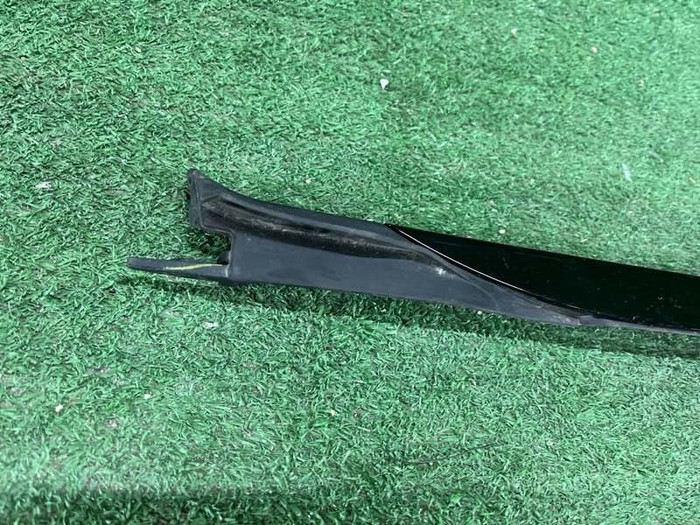 Накладка стойки лобового стекла левая BMW X5 G05 (2018-н.в.)