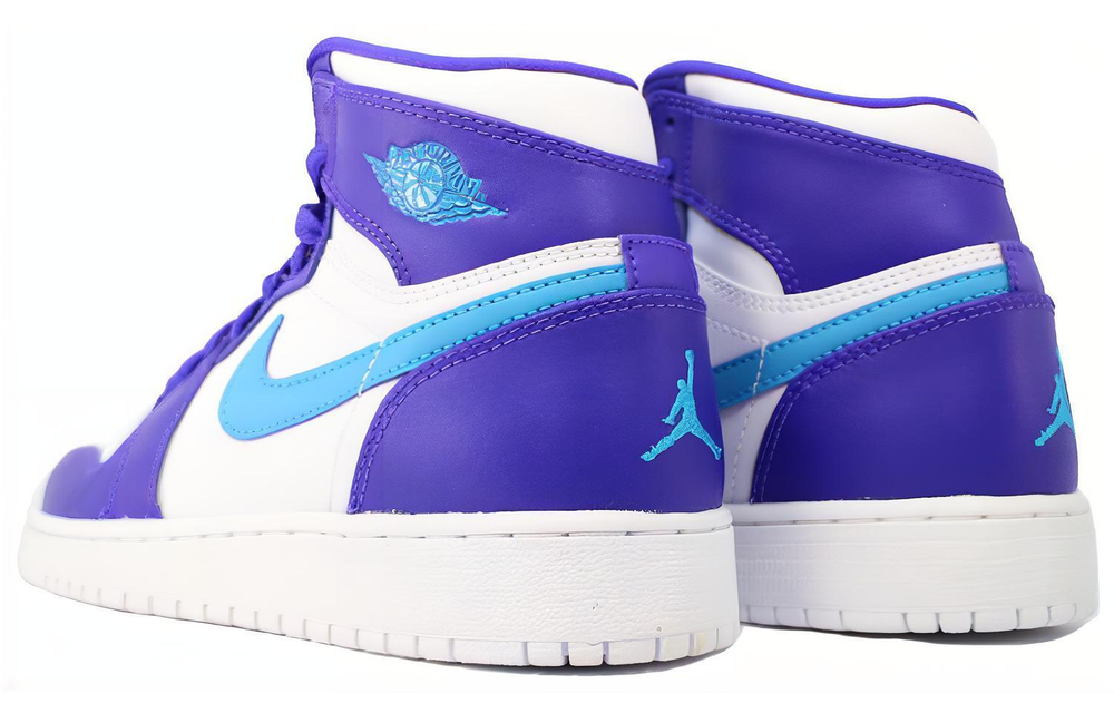 Кроссовки Jordan Air Jordan 1 Retro High Bg (Женская размерная сетка)